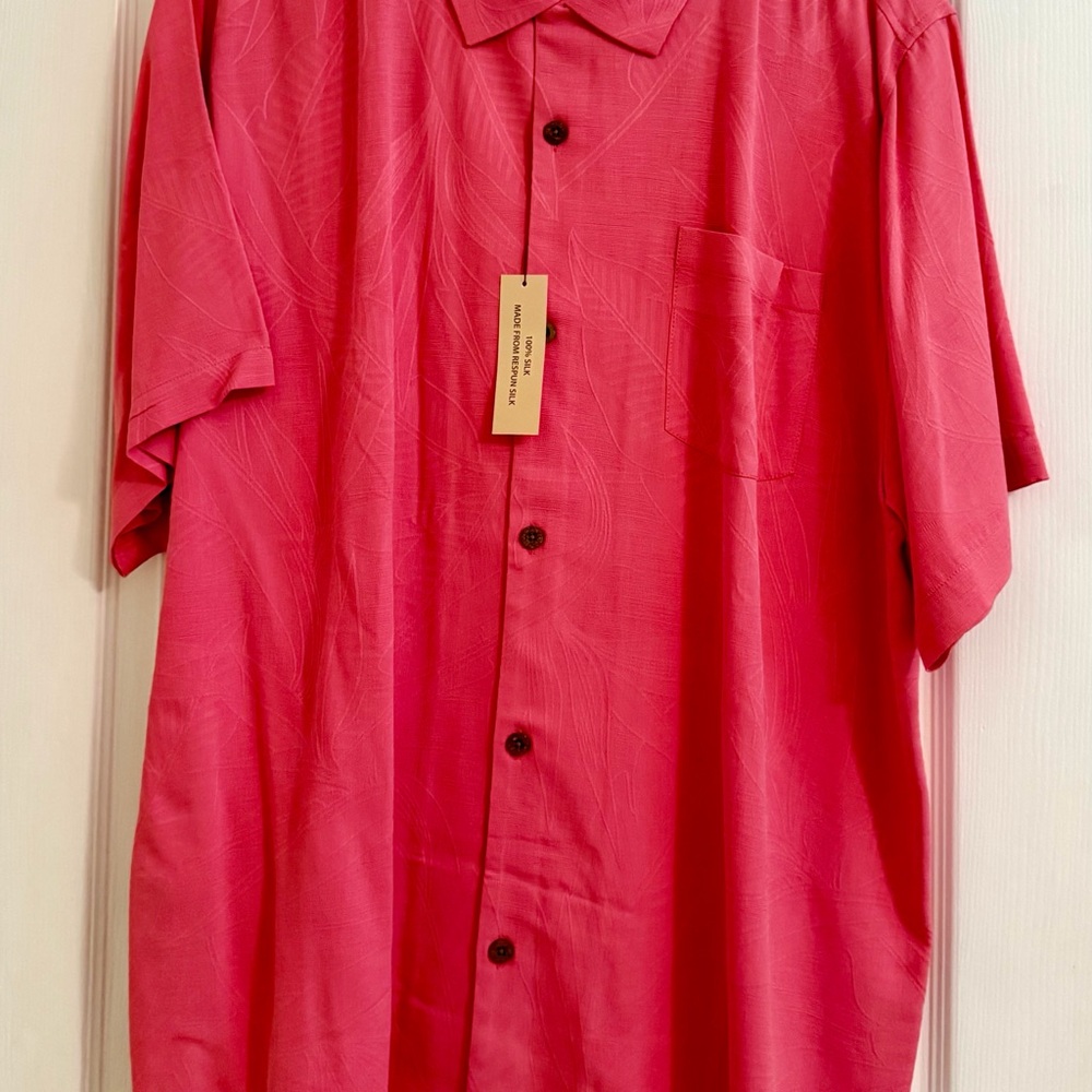 Tommy Bahama Short Sleeve Button-Down Shirt in Bright Pink